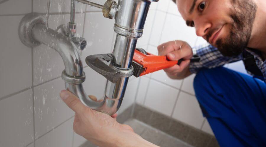 Professional same day plumber services in Trinway, OH